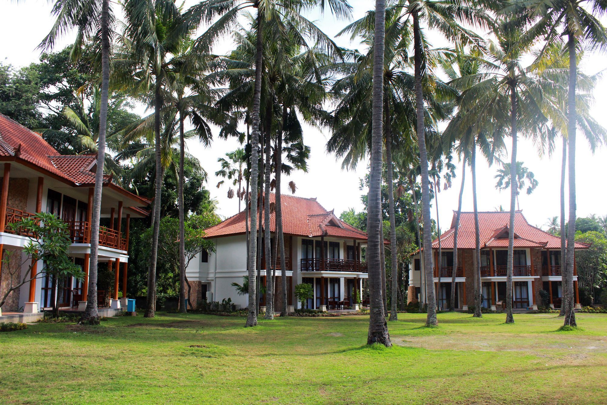 Mangsit Suites By Holiday Resort Lombok Exterior photo